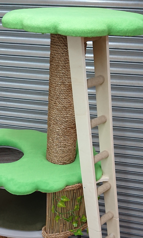 Tree House Custom Cat Tree UK | ScratchyCats